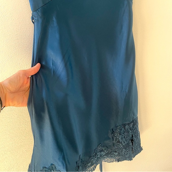 Princess Polly Athenia Mini Dress - Picture 16 of 16